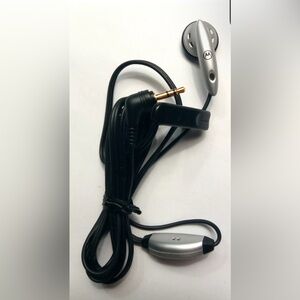 Motorola OEM Mono 2.5mm Hands-Free Headset AAYN4264C Silver